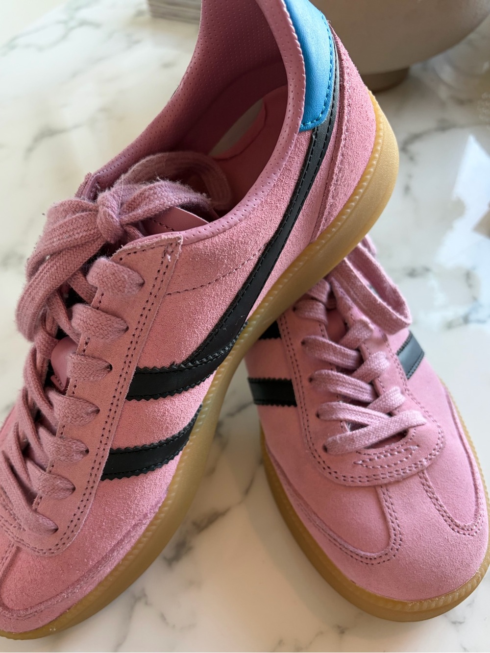 Gola Women's Pink Suede Sneakers with Black Stripes and Blue Heel Tab